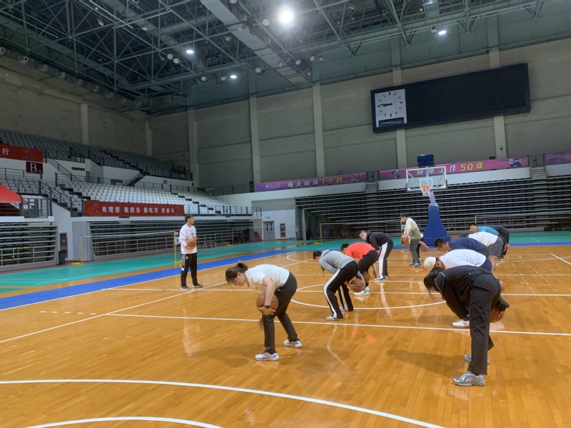 NBA：掘金击败76人 约基奇又是准三双
