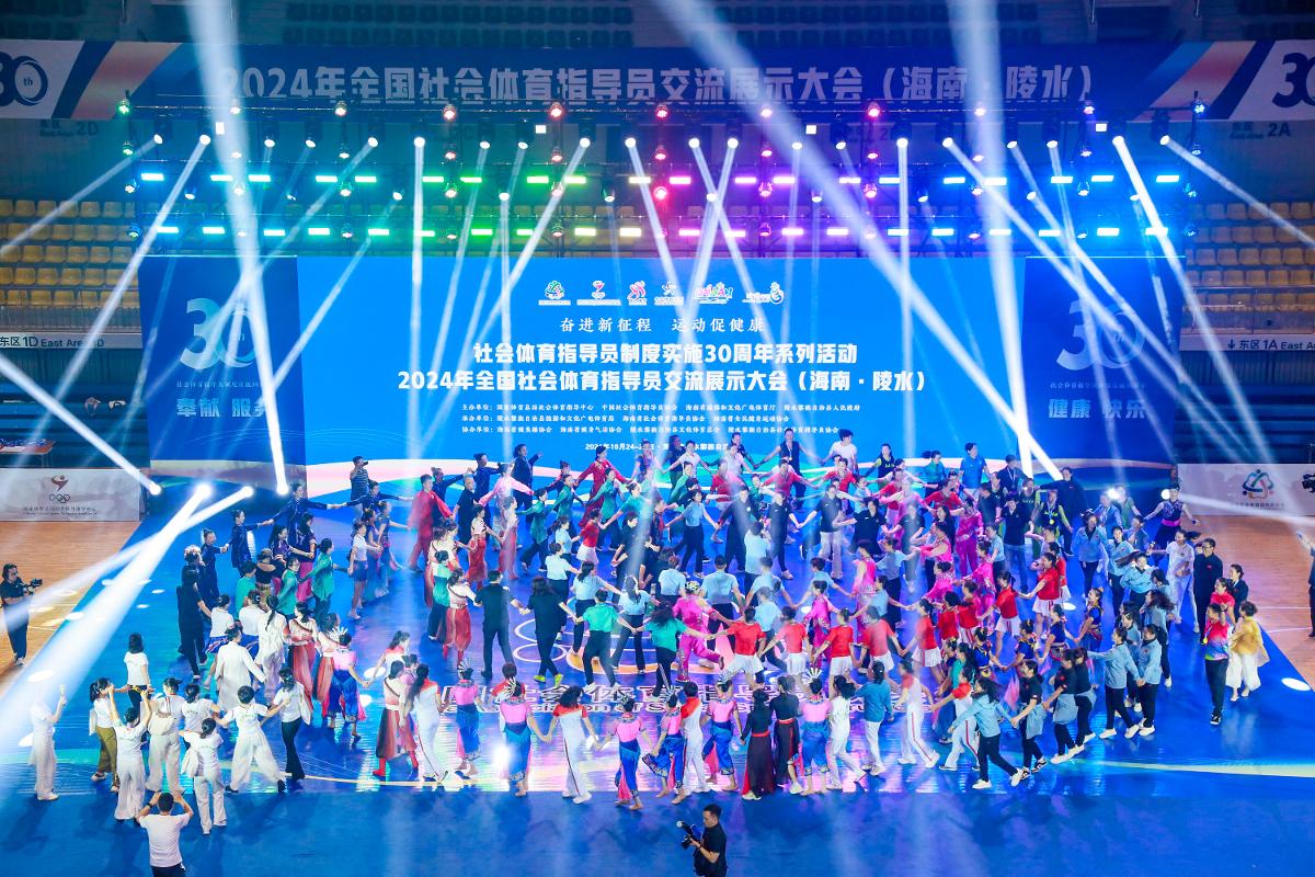 安东尼奥：王钰栋身体和精神都很疲劳，我们决定让他休息